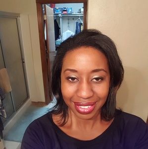 Meet your Posher, Phillicia